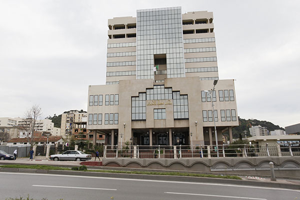 Motorway trial: a fierce confrontation between minister Ghoul and suspect Kheladi