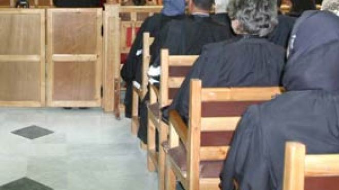 الحاجة‭ ‬سوسو‭ ‬احتالت‭ ‬على‭ ‬40‭ ‬ضحية‭ ‬وسلبت‭ ‬منهم‭ ‬4‭ ‬ملايير‭ ‬