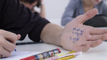 الغشّ بالوكالة!