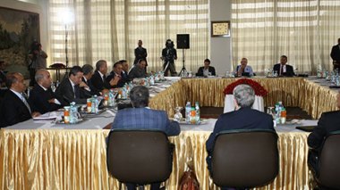 Les intérêts gâchent la joie suscitée par le retour du crédit à la consommation