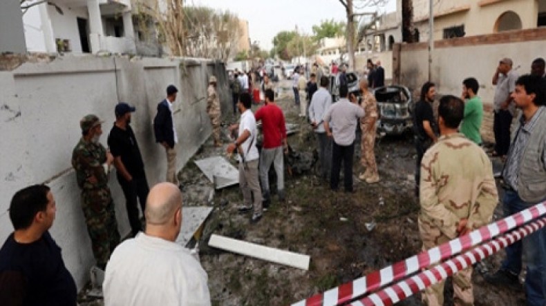 “التفجير الإرهابي استهدف محيط السفارة الفرنسية”