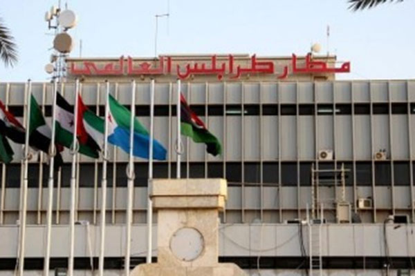 Tripoli demande à Alger de rouvrir sa ligne aérienne