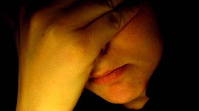 هل‭ ‬أنا‭ ‬شيطانة‭ ‬خرساء‭ ‬لأنني‭ ‬سكت‭ ‬عن‭ ‬خيانة‭ ‬شقيقي‭ ‬لزوجته