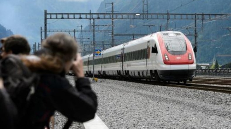 ستة جرحى في هجوم على ركاب قطار في سويسرا