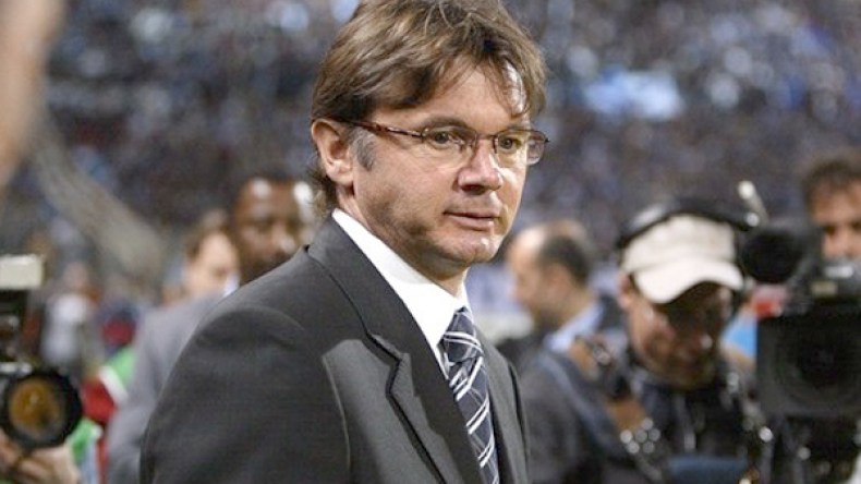 فيليب تروسييه يبتعد عن تدريب المنتخب الوطني