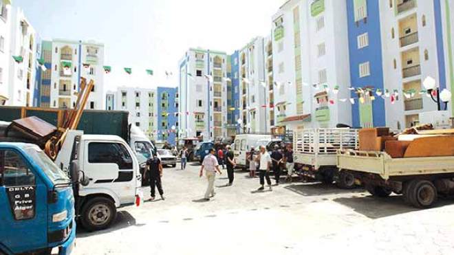 المستفيدون من السكنات الاجتماعية بذراع الميزان متذمرون