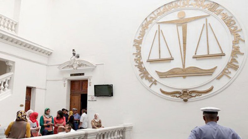 استيراد السمك يجرّ “مادام دليلة” و9 مديرين وإطارات بنكية إلى العدالة