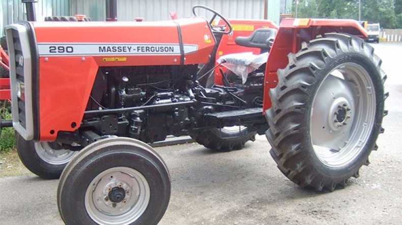 مؤسسة الجرارات الفلاحية بقسنطينة تعقد شراكة ألمانية أمريكية