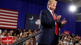 La Cour suprême valide le décret migratoire controversé de Trump