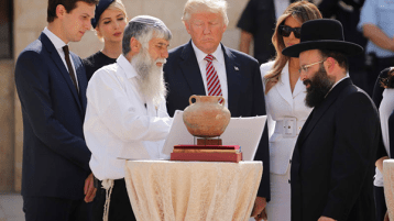 هذا ما جرّأ الرّئيس الأمريكيّ على الاعتراف بالقدس عاصمة للصّهاينة