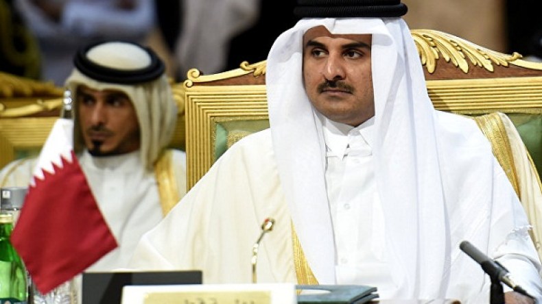 مفتي السعودية وأسرة آل الشيخ: أمير قطر ليس منا!