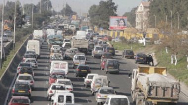 Le parc auto national s’est renforcé de 143 000 véhicules neufs en 2010