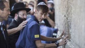 عن الزيارة “المشبوهة” لفريق برشلونة إلى فلسطين