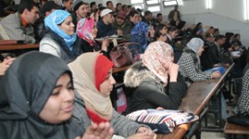 الأساتذة الجامعيون يرفضون ويهددون بالاحتجاج