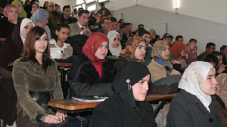 مليون ونصف مليون طالب على أبواب الموسم الجامعي