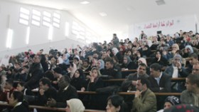 أساتذة يبيعون المحاضرات للطلبة بـ 400 دينار