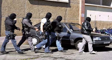 France: le frère du tueur, fier de lui, était présent lors du vol du scooter