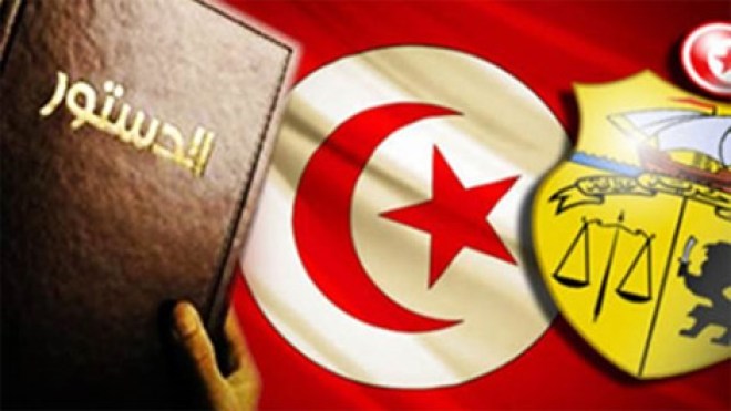 هولاند وقادة أفارقة وعرب يشاركون تونس احتفالها بالدستور الجديد