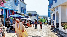 دخلنا تونس وغادرناها من دون دفع أي ضريبة