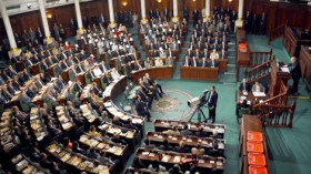 موقف النهضة من نظام الحكم وصلاحيات الرئيس يهدد بفشل الحوار في تونس
