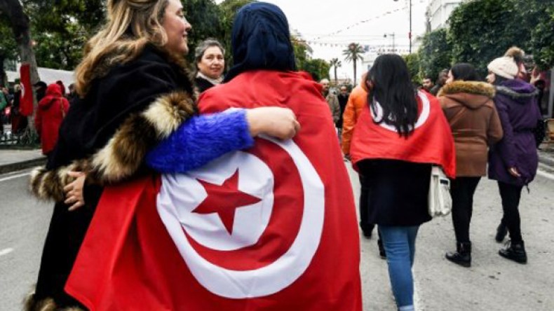 جمعيات تدعو الى إتاحة زواج التونسيات بغير المسلمين