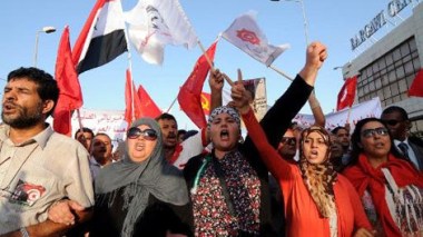 Tunisie: manifestation pour réclamer le départ du gouvernement