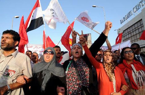 Tunisie: manifestation pour réclamer le départ du gouvernement