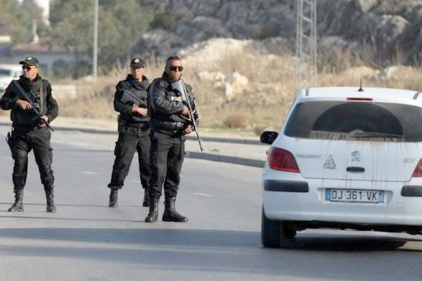 Un infirmier algérien roué de coups à la frontière tunisienne