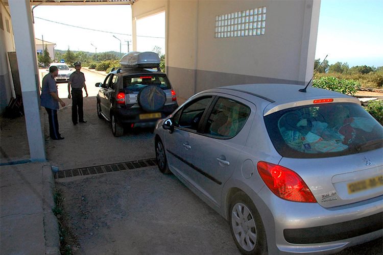 50,000 Algerians Entered Tunisia Through Tebessa Within A Week