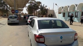 مركبات ممنوعة من الخروج لتونس عبر معبر الطالب العربي بالوادي