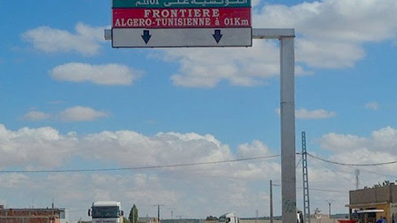 الجزائر تغلق حدودها “استثناء” مع تونس