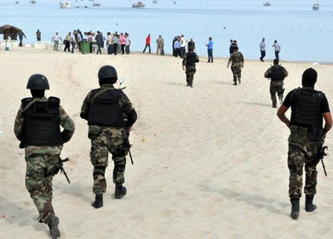 Attentats en Tunisie: les jihadistes passent “à la vitesse supérieure”