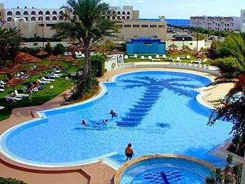 Tunisian Tourism Minister to Echorouk: â€œAlgerian tourists to benefit from special offersâ€