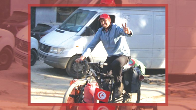 شاب تونسي يربط عاصمتي تونس والجزائر بدراجته الهوائية