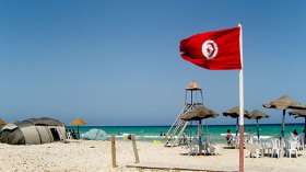 حملات دعائية وعروض مغرية لإقناع الجزائريين بقضاء العطلة في تونس