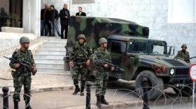 الجيش التونسي يعلن منطقة احتجاج “منطقة عسكرية مغلقة”