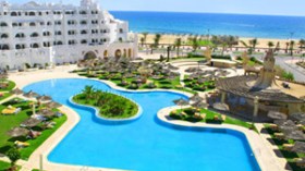 سكان الكاف يحرقون فنادق الرذيلة وتعاطي الخمور