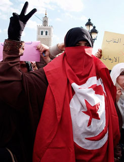Tunisie: nouvel incident lié au niqab, fermeture de la faculté de La Manouba