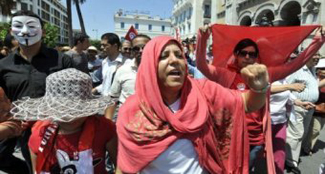 Funérailles de Mohamed Brahmi, explosion devant une gendarmerie près de Tunis