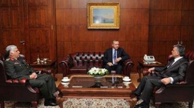 Turquie: pas de crise après le départ des généraux