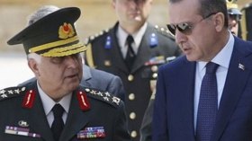 جمهورية من ورق