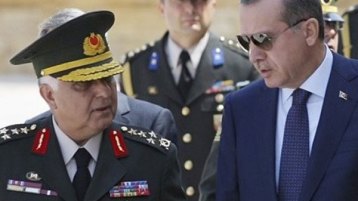 جمهورية من ورق