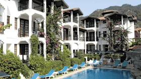 تجار وأطباء وصيادلة يتهافتون على 20 ألف شقة بتركيا!