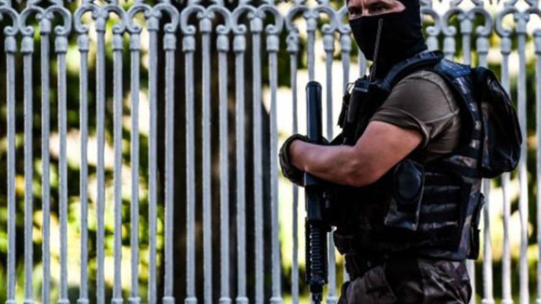 مقتل 15 عسكريا تركيا في هجوم لحزب العمال الكردستاني