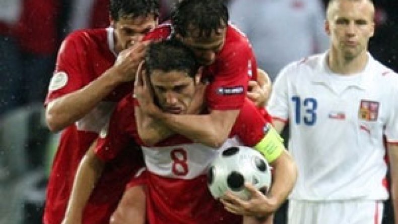 مغامرة الأتراك مستمرة… واسطنبول تتمدد غربًا !