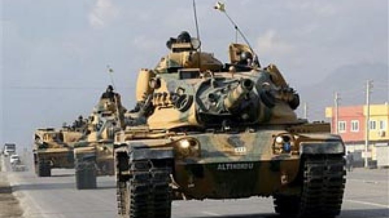 الحكومة العراقية تدين وتطالب بـ “انسحاب فوري” للقوات التركية