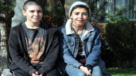 تركيتان تستمعان لهمومك مقابل ليرة واحدة!