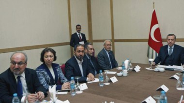 La conférence d’Istanbul déclare le CNS “représentant légitime” des Syriens