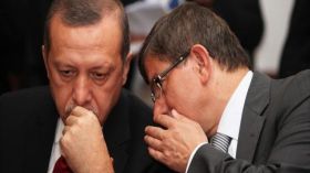 تركيا : نرفض أي انتقال سياسي في سوريا يشارك فيه الأسد