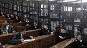 محكمة مصرية تحيل أوراق 529 من الإخوان إلى المفتي